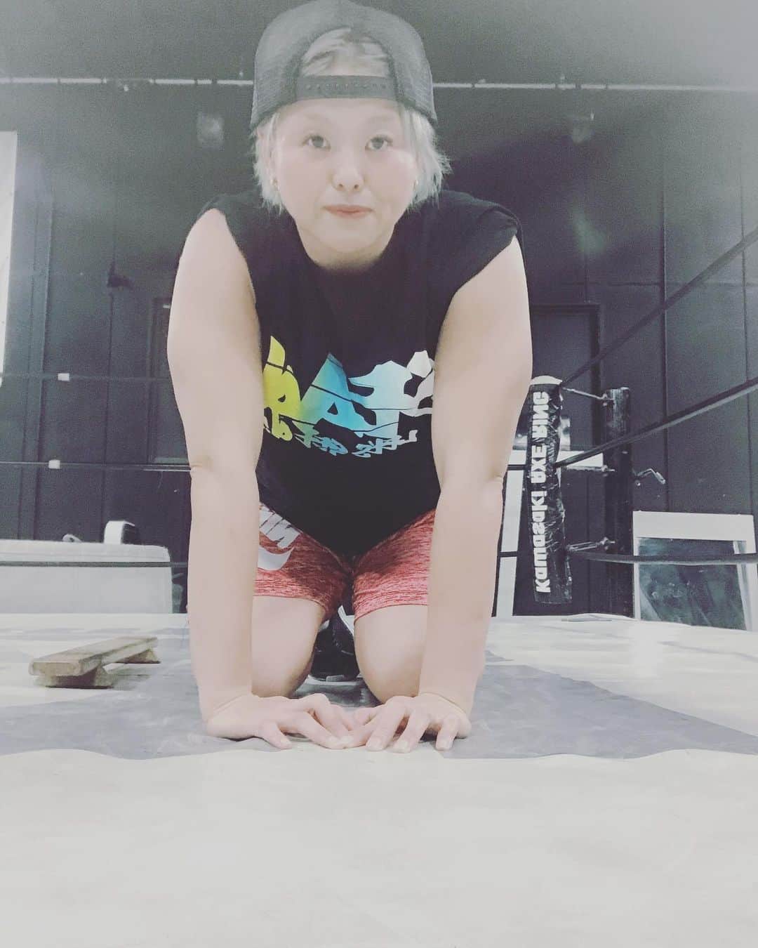 高橋奈苗のインスタグラム：「I'm Nanae Takahashi✋  I like dog🐶  #seadlinnng  #高橋奈七永  #プロレス #Japanese #prowrestler」