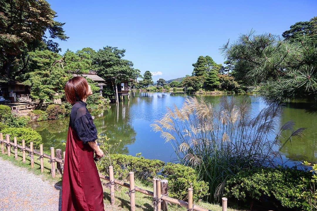 DJ YURiAのインスタグラム：「🌳🌳🌳  I went to Kenrokuen in Kanazawa city,Ishikawa prefecture.﻿ Kenrokuen is one of the three greatest gardens in Japan.﻿ ﻿ ﻿ 石川県金沢市にある兼六園へ。﻿ 兼六園は日本三代名園の一つです🌳﻿ ﻿」
