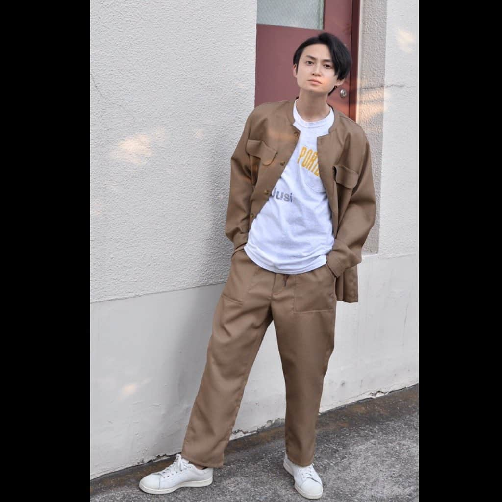 大石翔大のインスタグラム：「あまり持ってないタイプの洋服。スタイリストさんからいただいた！ありがとうございますー。新鮮〜。 #setup #セットアップ #セットアップコーデ」