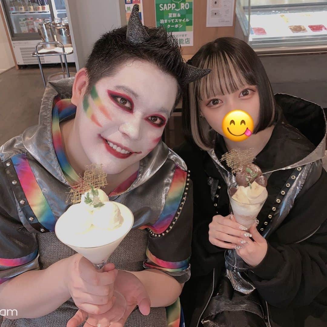 たっしーのインスタグラム：「大阪ありがと〜✨😝 ＊ #モノクローン #虹色担当 #たっしー #アイドル」