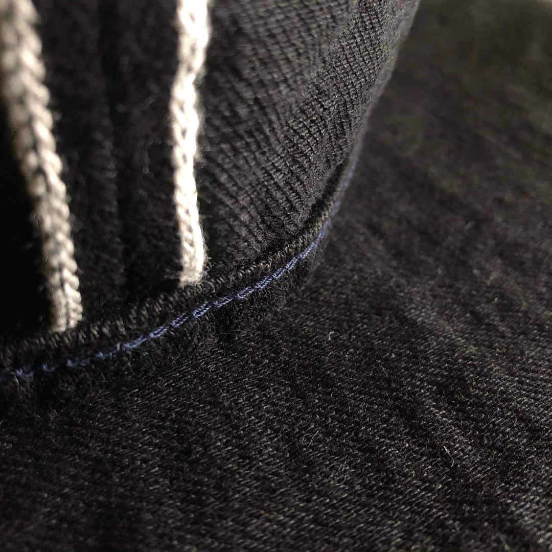 Denimioさんのインスタグラム写真 - (DenimioInstagram)「The new black fabric from #tanukidenim is absolute killer! Moving fast, go get one!  #Denimio #denim #denimhead #denimfreak #denimlovers #jeans #selvedge #selvage #selvedgedenim #japanesedenim #rawdenim #drydenim #worndenim #fadeddenim #menswear #mensfashion #rawfie #denimporn #denimaddict #betterwithwear #wabisabi」10月5日 22時50分 - denimio_shop