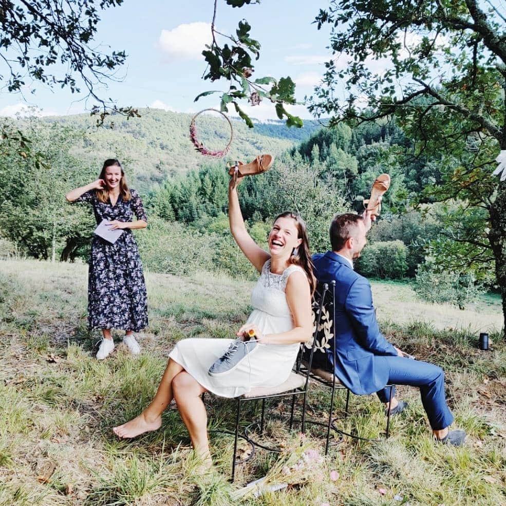 Paulien COUCKUYTのインスタグラム：「When 4 couples secretly organize a magical marriage for 2 lovebirds during their stay in France... it can only turn out to be an unforgetabble day✨ #secret #marriage #2timesin1month #unforgettable #magical #france #coronatimes #everyoneofuswasjealous」