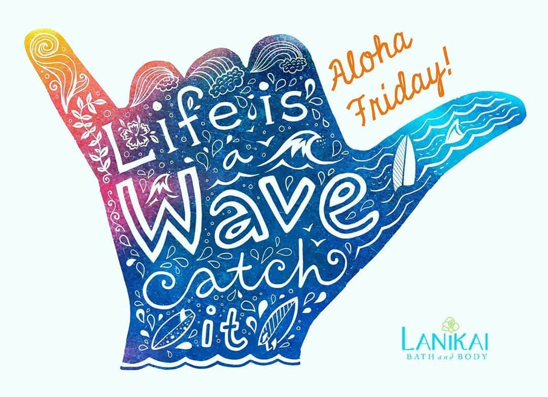 Lanikai Bath and Bodyさんのインスタグラム写真 - (Lanikai Bath and BodyInstagram)「Yes it is. Have a great, safe weekend. #alohafridays #lanikaibathandbody #kailuatownhi」9月12日 7時18分 - lanikaibathandbody