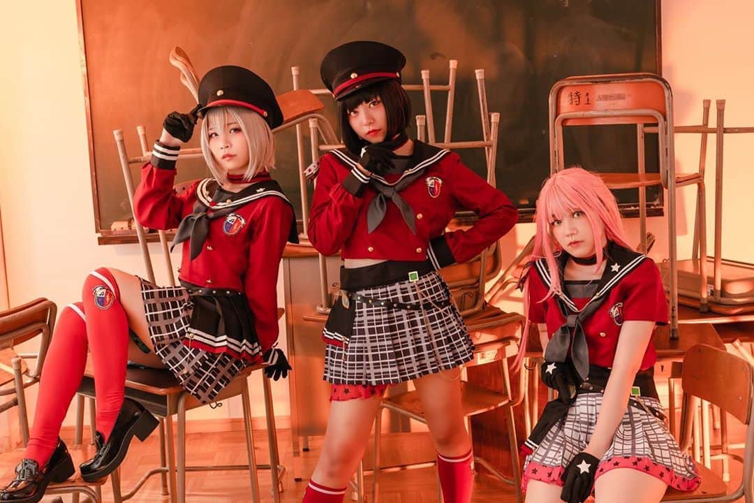 白波瀬ミキティ。のインスタグラム：「バンドリ＊Afterglow＊ロストワンの号哭 . . . . #ロストワンの号哭  #バンドリ #bangdream  #Afterglow #音ゲー  #青葉モカ #美竹蘭  #上原ひまり  #バンドリーマーと繋がりたい  #バンドリガールズバンドパーティ  #コスプレイヤー #グラビア #アイドル #モデル #ポートレート #cosplayer #animecosplayer #cosplayphoto #japanesecosplayer #cosplayersofinstagram  #コスプレイヤー自画撮り部 #anime #自撮り女子 #アニメ好き #cosplaygirl #cosplayworld #東京カメラ部 #コスプレイヤーさんと繋がりたい #インスタグラマー #costume」