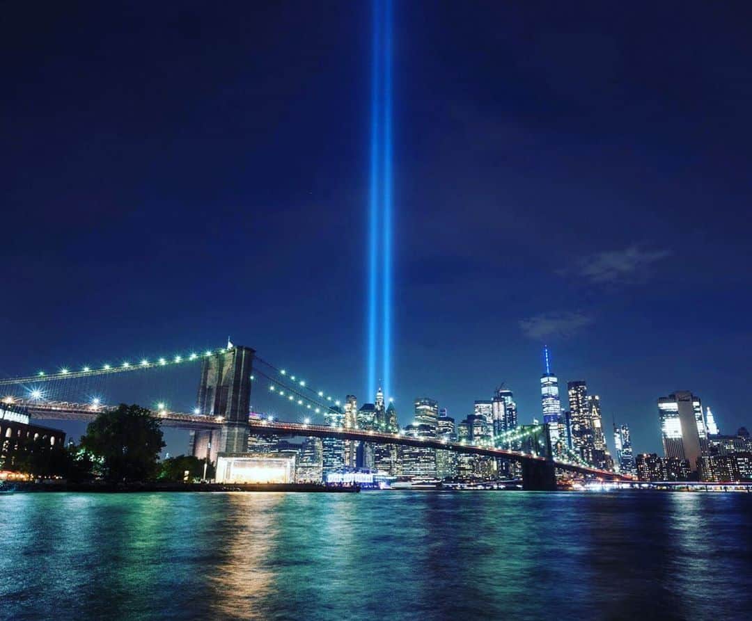 ブレンダン・ロビンソンさんのインスタグラム写真 - (ブレンダン・ロビンソンInstagram)「Never forget.  . . . #september11th #911 #neverforget」9月12日 0時26分 - brendanrobinson