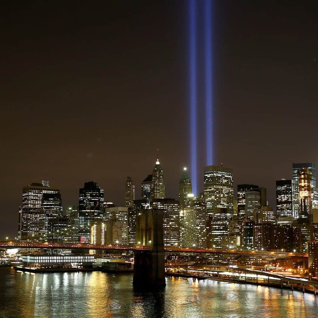 マリクレールさんのインスタグラム写真 - (マリクレールInstagram)「Today, we remember and honor the victims, survivors, and first responders of the 9/11 attacks 19 years ago. #neverforget」9月12日 0時34分 - marieclairemag