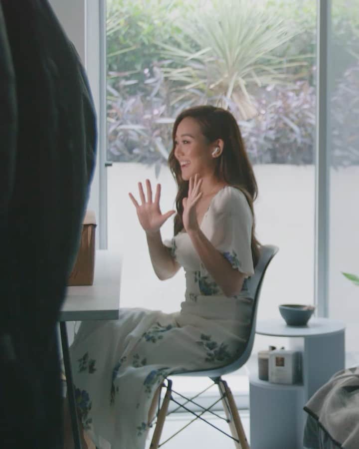 福原かれんのインスタグラム：「My first YouTube video is live now! I take you through my day of @theboystv Season 2 Premiere. Also a special giveaway at the end. Please follow the link in bio to show some love!」