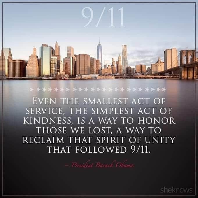 ジョシュ・ブローリンさんのインスタグラム写真 - (ジョシュ・ブローリンInstagram)「My ego wants to write its own thing. So I start my hunt for the right photo. The one that’s going to scratch at your softest self. I begin to think about where I was and what I thought was happening to the world, and how feral I became in wanting to protect my family.  Then I came across the below and it stripped all that ego away and I felt — and I imagined all those terrified people, and all the families and extended tentacles affected by that horrific day. And I remembered that it’s not about me, but it is about us. It’s all about us. Us is the only thing that prevails. 🙏🙏🙏✊️ ——  #repost @behindtheshield911 ・・・ A phrase I hear often is "I miss 9/12". Now more than ever America needs to remember the incredible community we witnessed in the aftermath of these attacks. Race, politics and religion were irrelevant. People came together as human beings, unifted with the sole purpose of simply helping.   We cannot change what happened.  We can honour the fallen by making the world better, one community at a time.  Light drives out hate.  To those we lost on that fateful day and those we continue to lose from associated disease and war, you did not die in vain.  Don't just remember.  Act. . #911 #wtc #newyourk #nineeleven #firefighters #behindtheshield #military #police #paramedic #strengthandconditioning #crossfit #firebrigade #firehouse #firedepartment #fireman #ems #brotherhood #firefighting #lawenforcement #army #navy #airforce #marines #coastguard #portauthority」9月12日 1時28分 - joshbrolin