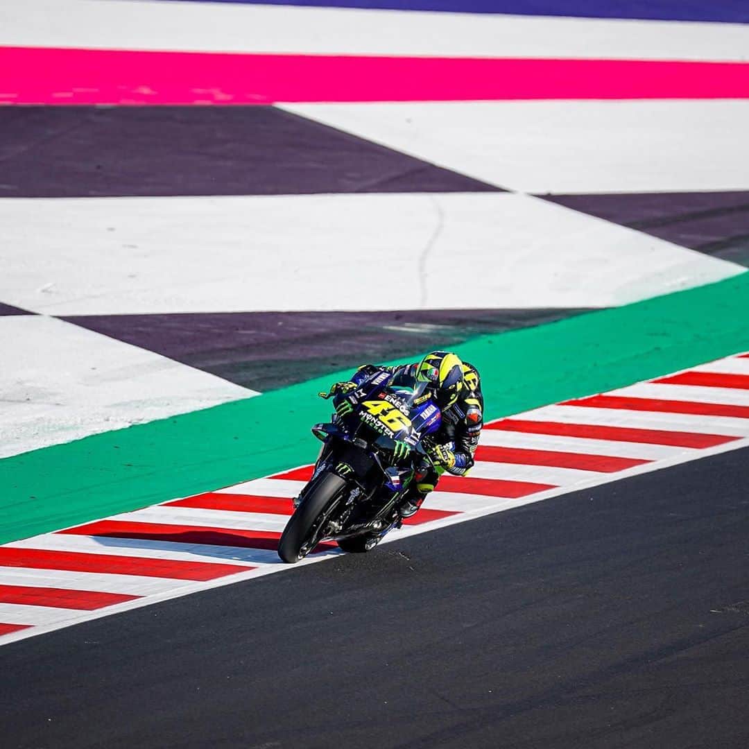 のインスタグラム：「💬 @valeyellow46,  #SanMarinoGP Combined FP1 + FP2 Results - P6:  “Today was a good Friday. It looks like our bike is more competitive here, and we can be stronger. Especially in the afternoon I wasn't so bad, also with the pace. We need to give the maximum, because we can fight for a good result."  #MonsterYamaha  #MotoGP」