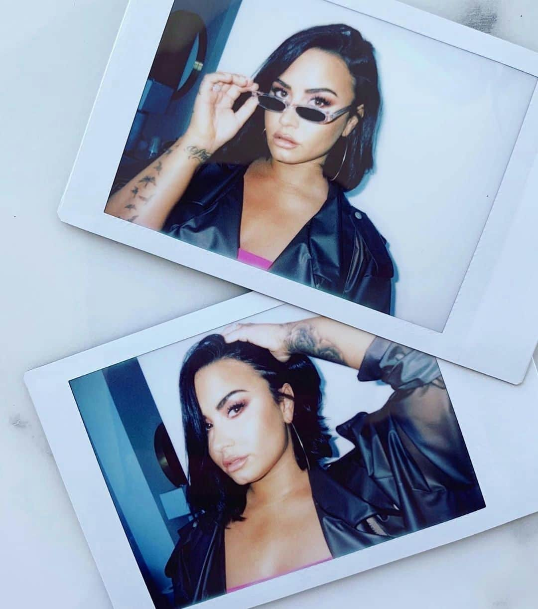 Teen Vogueさんのインスタグラム写真 - (Teen VogueInstagram)「Demi Lovato has new music coming so soon and frankly, my body is READY 🎶 Find out more at the link in bio.」9月12日 2時10分 - teenvogue