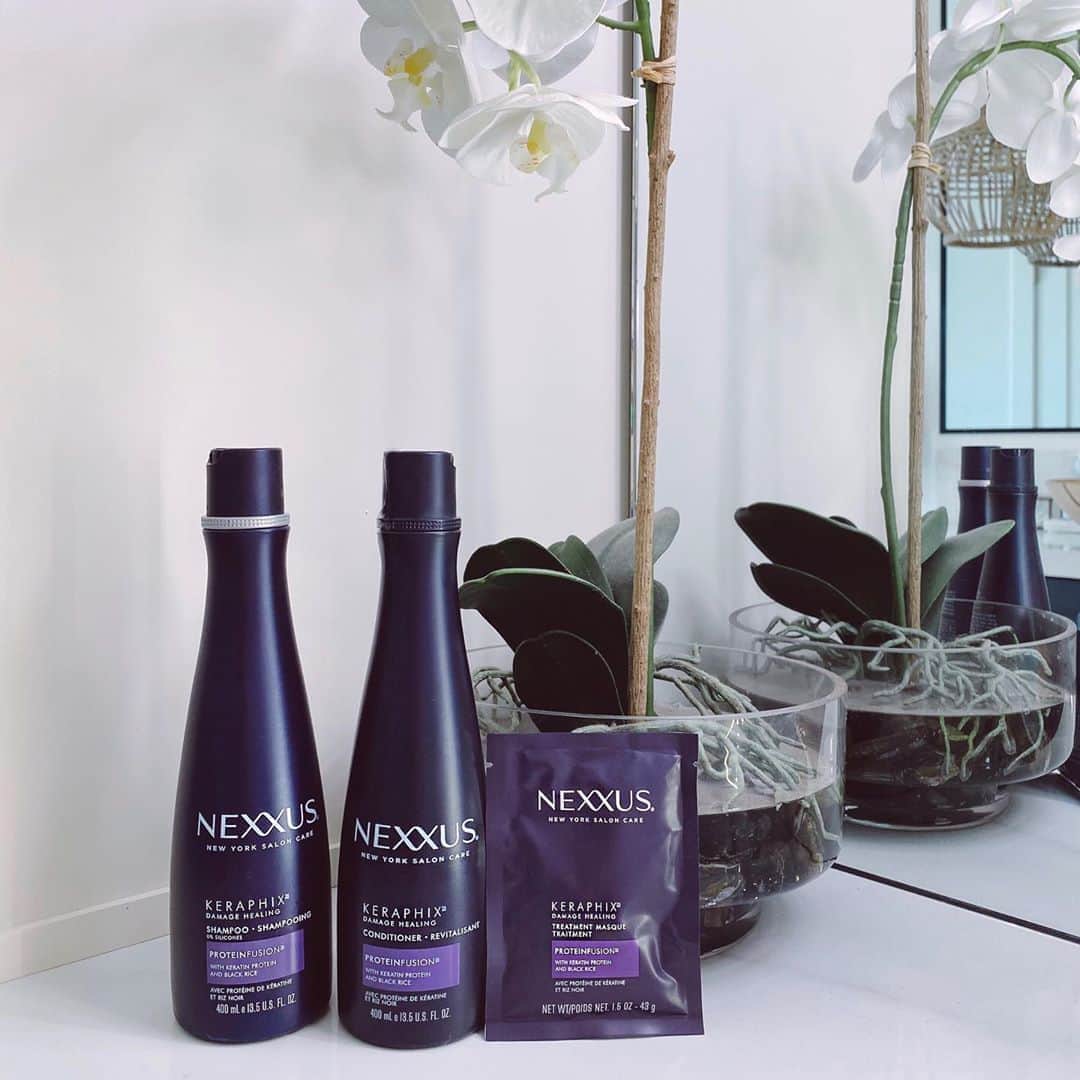 Cara Van Brocklinさんのインスタグラム写真 - (Cara Van BrocklinInstagram)「Talking today all about some of my favorite products from @nexxushaircare , their Keraphix line #nexxuspartner! I have been using these products for over a year and they have been legit game changers for the health of my hair. If your hair has been damaged from heat styling, coloring or bleaching, this is definitely something you need to try! Sharing more details in my stories, So make sure to check it out! #nexxushair」9月12日 2時12分 - caraloren