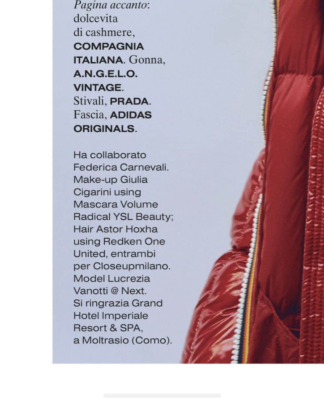 コンパニーアイタリアーナさんのインスタグラム写真 - (コンパニーアイタリアーナInstagram)「Questa settimana in edicola trovi @compagniaitaliana: 💛Nella linea “Friendly Sweater” Dolcevita in cashmere, ispirazione Margot Tenenbaum: lo stile tennis ma in versione nostalgica. Foto di @simone.rivi   #editorial #fashion #winter #vanityfair #magazine   This week on newsstands you will find @compagniaitaliana: 💛Cashmere turtleneck, Margot Tenenbaum inspiration: tennis style but in a nostalgic version. Photo by @ simone.rivi」9月12日 3時32分 - compagniaitaliana