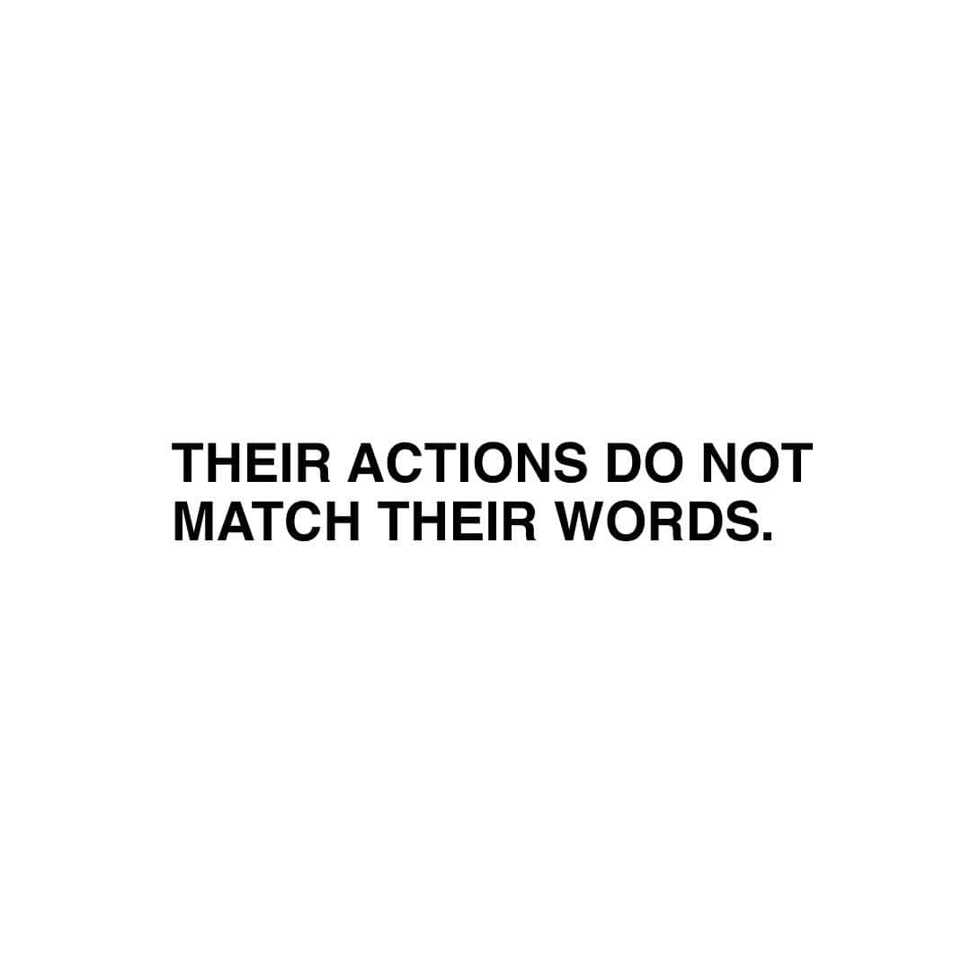 ジェイミー・キングさんのインスタグラム写真 - (ジェイミー・キングInstagram)「As the pandemic continues, domestic violence is skyrocketing. I hope to be of support and bring awareness.  With all my love - JK ❤️  National Domestic Violence Hotline: For any victims and survivors who need support, we are here for you, 24/7. Call 1-800-799-7233 or 1-800-787-3224 for TTY, or if you’re unable to speak safely, you can log onto thehotline.org or text LOVEIS to 22522.  Para información en español, visita la página “En Español.”  You are not alone. ❤️」9月12日 3時48分 - jaime_king