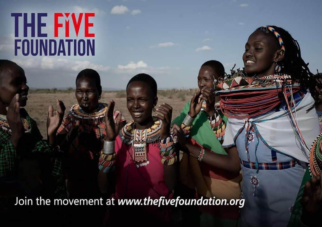 エリー・ゴールディングさんのインスタグラム写真 - (エリー・ゴールディングInstagram)「The Five Foundation is the Global Partnership to end FGM. We must dramatically increase funding to grassroots activists or another 70 million girls will continue to be at risk of this horrific abuse between now and 2030. Right now girls are out of school because of COVID-19. This puts them at even higher risk. We are raising emergency funds to get food and continue welfare visits where girls are at risk. If you can, please support our urgent work. To find out more and donate to help save Kenyan girls from FGM please check the link in my stories x」9月12日 4時54分 - elliegoulding