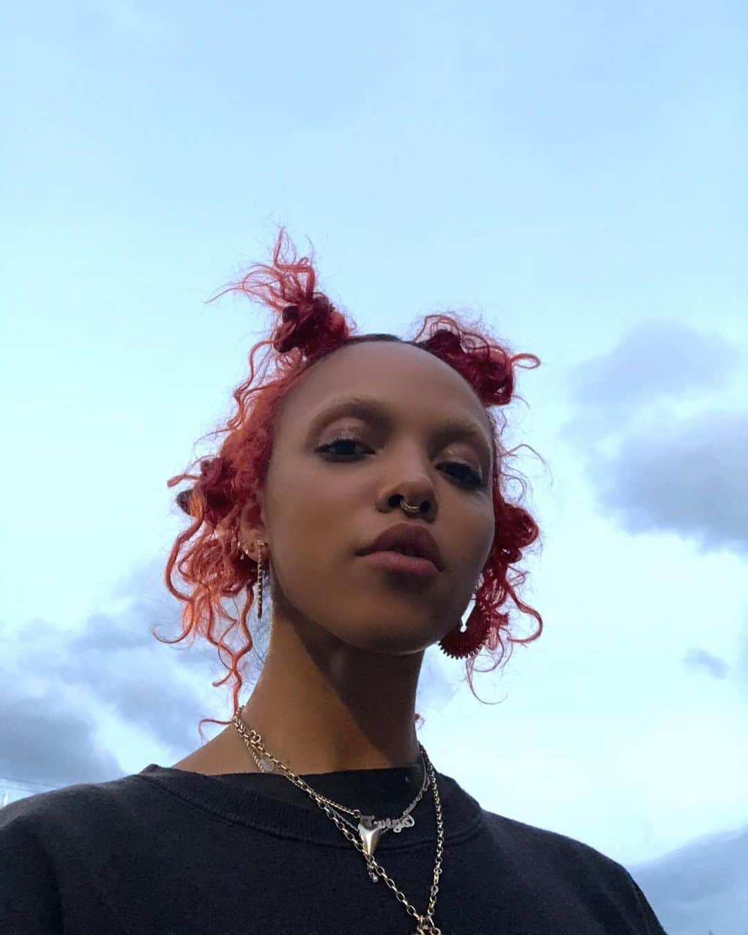 FKAツイッグスのインスタグラム：「lightbeamer」