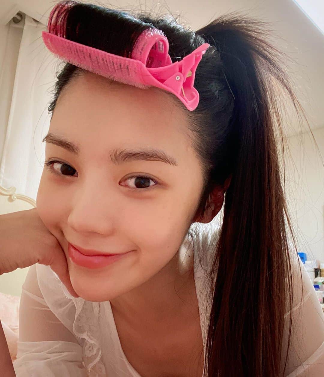 リジ のインスタグラム：「Good Morning 💕」