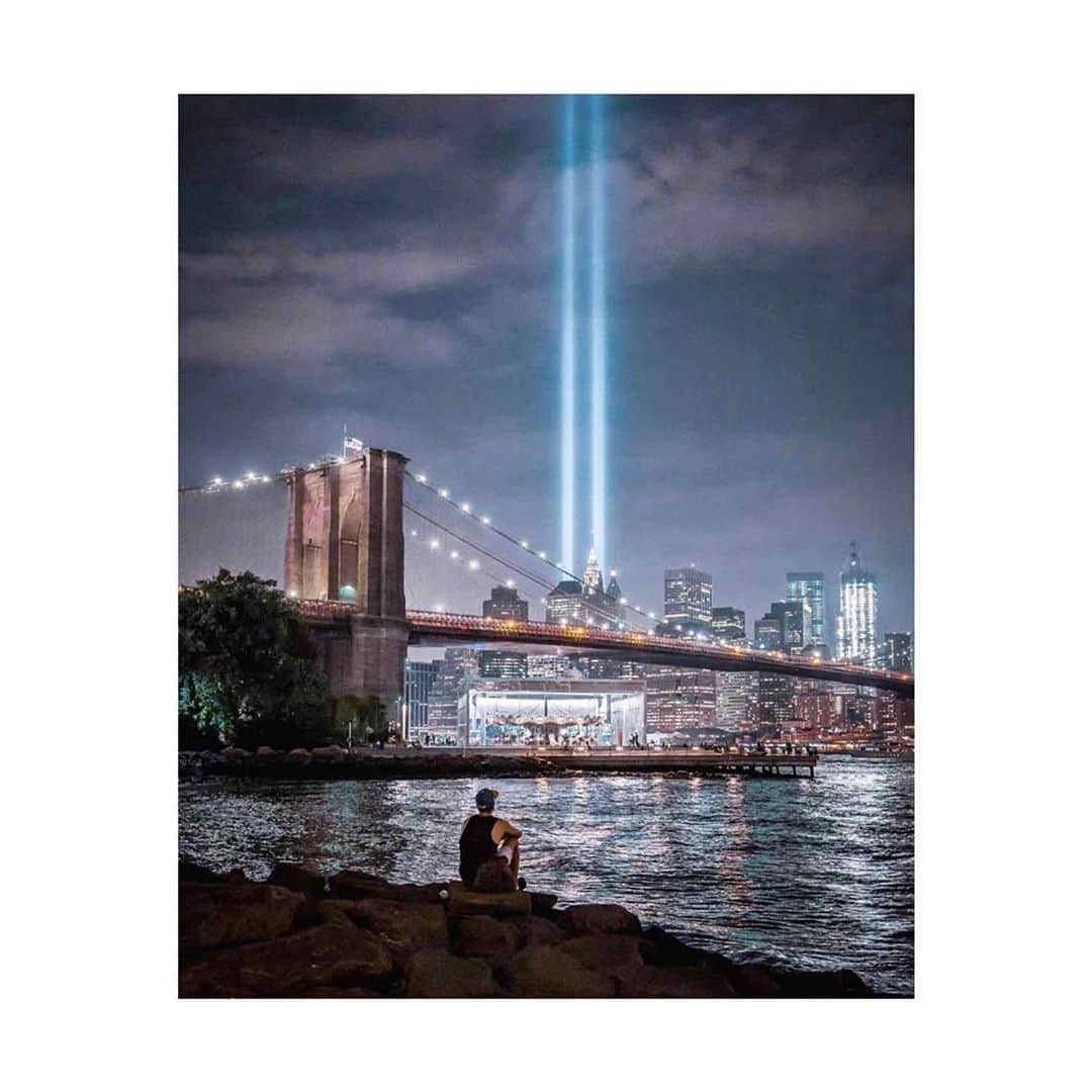 コビー・スマルダーズのインスタグラム：「Never Forget. ❤️」