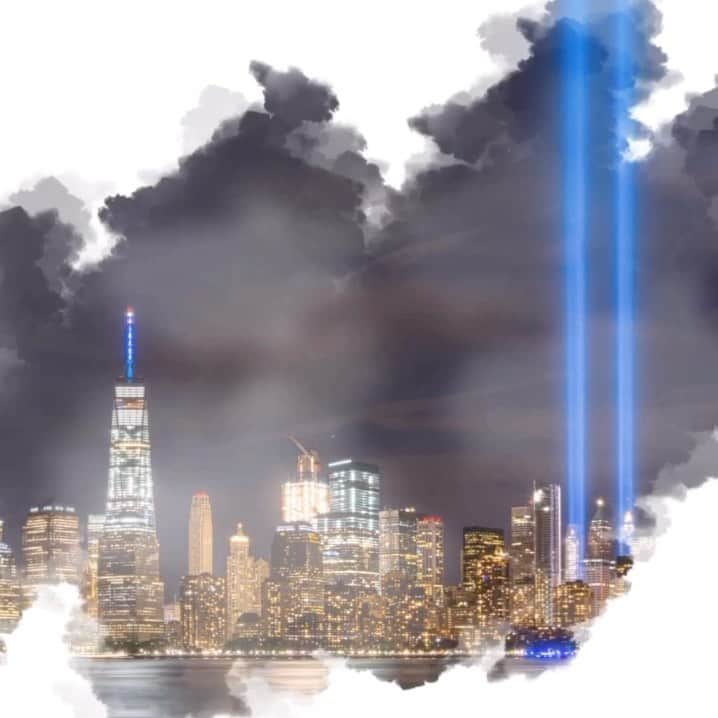 ティファニー・トランプのインスタグラム：「To all who lost their lives and to all who gave their lives on 9/11 we remember and honor you! You are always on our minds and forever in our hearts. ♥︎  In the aftermath of #911, in the most patriotic way we could, we became more unified and resilient as a nation. What was supposed to tear us apart, brought us closer together, standing up under a unified flag. 🇺🇸  Now, 19 years later, let’s not forget how we as Americans can rise up together and get through anything! We must be united in our pursuits in order to continue to chart forward and be a beacon of hope for the world!💙🇺🇸❤️  #NeverForget #911 #StandUnited」