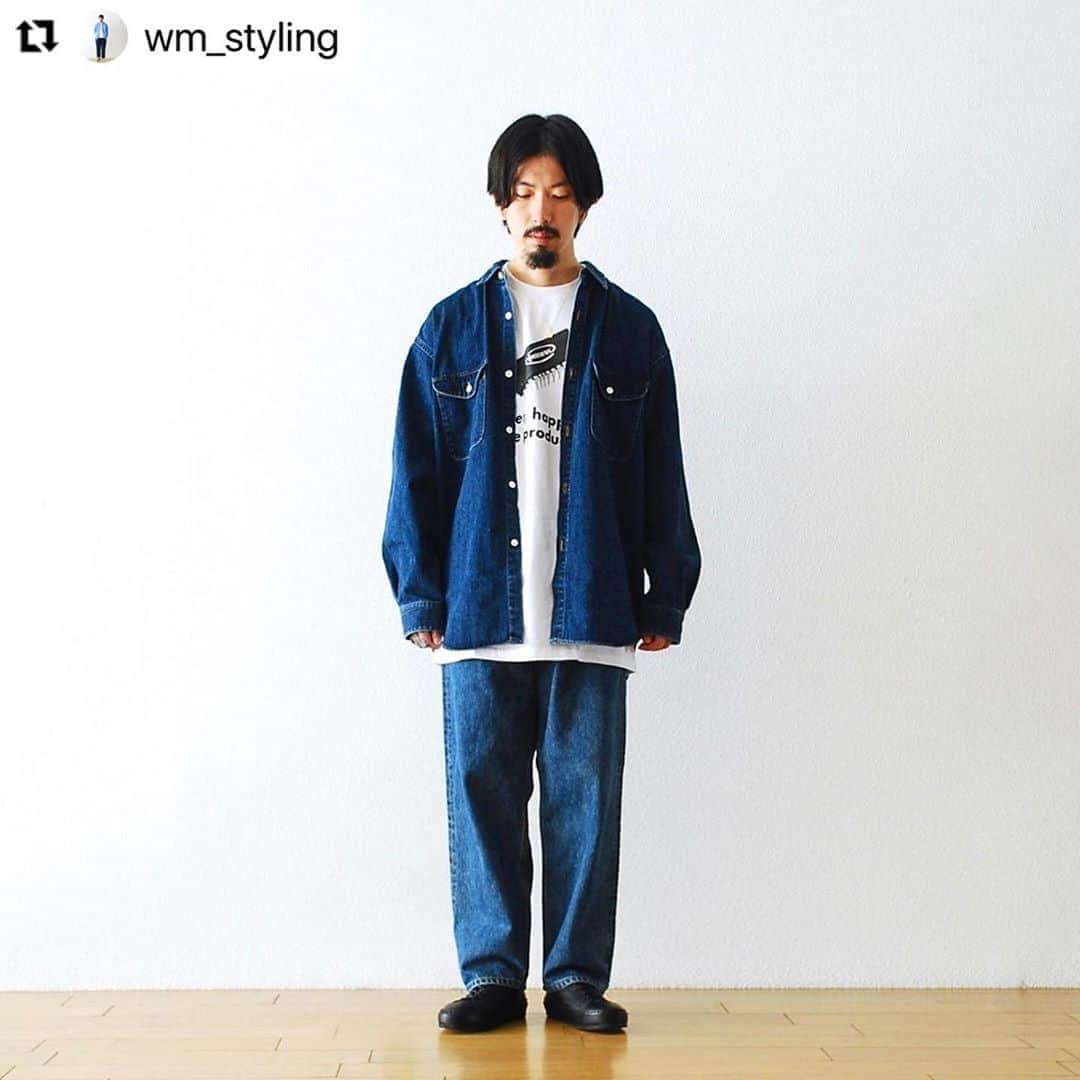 のインスタグラム：「#Repost @wm_styling with @make_repost ・・・ ［#20AW_WM_styling.］ _ styling.(height 174cm weight 60kg) shirts→ #SEVENBYSEVEN × #WONDERMOUNTAIN ￥33,000- tee→ #PLEASURES ￥7,480- pants→ #SEVENBYSEVEN ￥33,000- shoes→ #HenderScheme ￥61,600- _ 〈online store / @digital_mountain〉 → http://www.digital-mountain.net _ 【オンラインストア#DigitalMountain へのご注文】 *24時間受付 *15時までのご注文で即日発送 *1万円以上ご購入で送料無料 商品について：084-973-8204 カスタマーサポート：050-3592-8204 _ We can send your order overseas. Accepted payment method is by PayPal or credit card only. (AMEX is not accepted) Ordering procedure details can be found here. >>http://www.digital-mountain.net/html/page56.html _ 本店：@Wonder_Mountain_irie 系列店：@hacbywondermountain (#japan #hiroshima #日本 #広島 #福山) _」