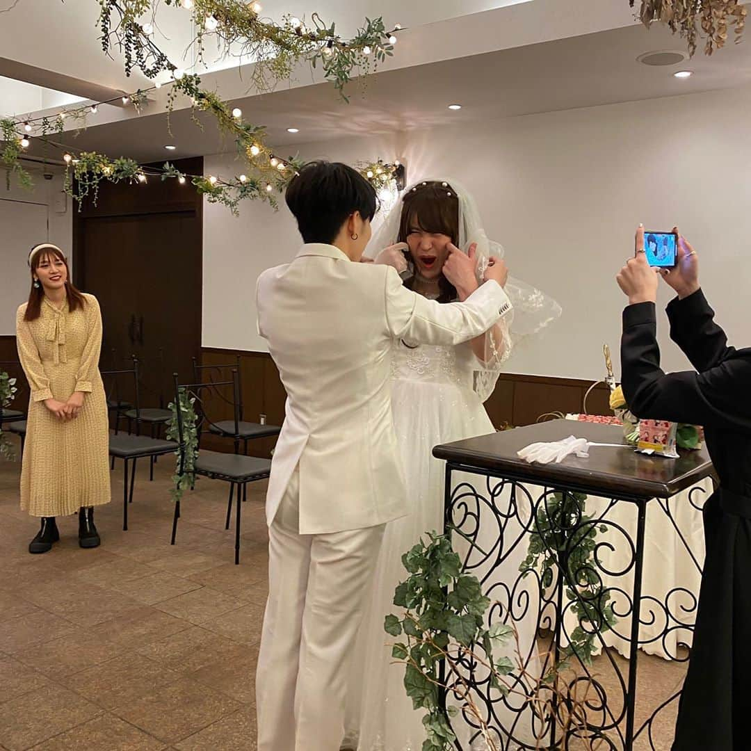 さんこいちのインスタグラム：「#さんこいち　#結婚します」