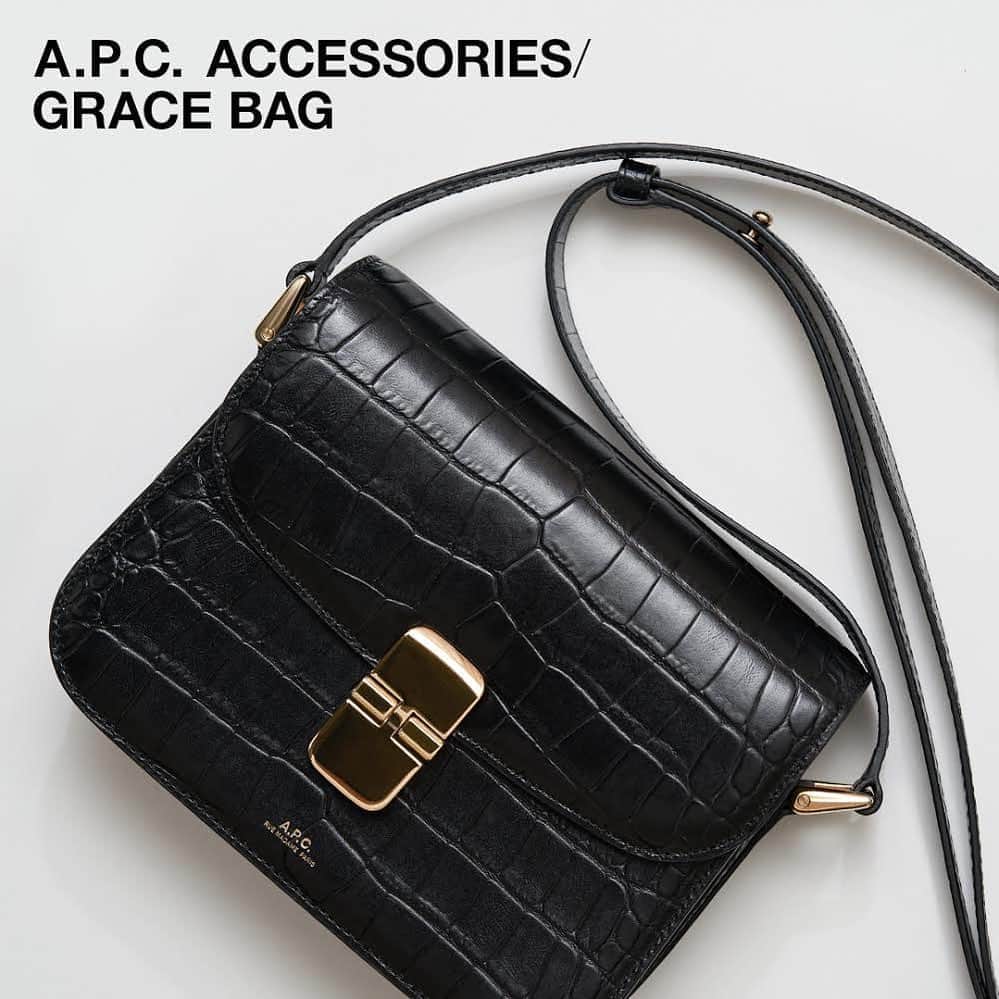 アーペーセーのインスタグラム：「A.P.C. ACCESSORIES FW20 ⠀ ⠀ Grace bag in crocodile motif with adjustable shoulder strap to be worn on shoulder or across chest.  ⠀ Available in stores and at apc.fr ⠀ ⠀ #APC #APCaccessories #APCbag #Gracebag #APCFW20」
