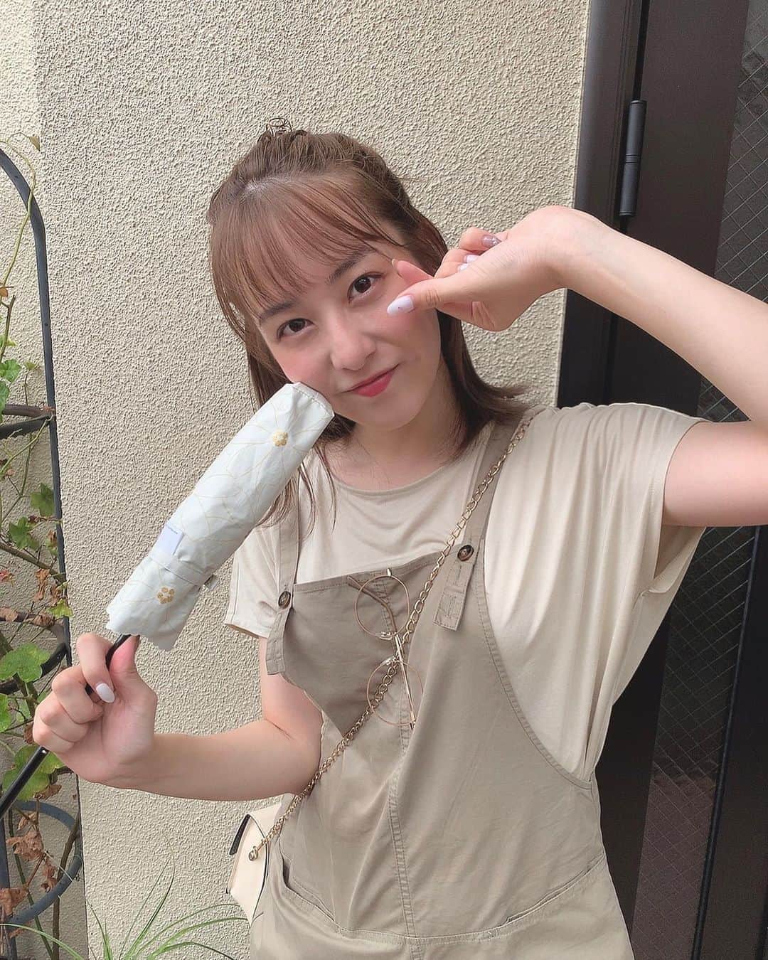 布施柚乃さんのインスタグラム写真 - (布施柚乃Instagram)「🍒﻿ ﻿ ﻿ なりたい自分になること﻿ ﻿ 好きな人の好きな人になること﻿ ﻿ 会いたい人に会うこと﻿ ﻿ 思い通りにことを運ぶこと﻿ ﻿ ﻿ ﻿ 生きるって難しい。﻿  生きたいように生きれてますか？  #ゆのんなか」9月12日 17時51分 - yuno.fuse
