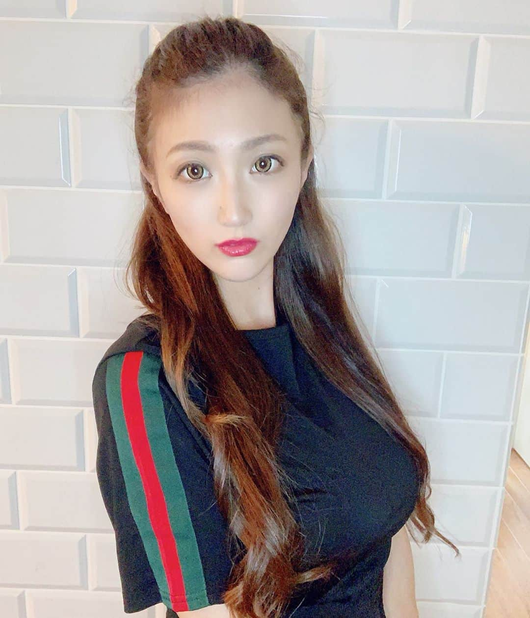 美月りょうさんのインスタグラム写真 - (美月りょうInstagram)「ほう🤤👼🏻 昨日の夜中から体調わるくてたくさん寝てますどーぞ  ️ #福岡#中洲#歌舞伎町#すすきの#北新地#ミナミ#名古屋#錦#キャバクラ#ガールズバー#ニュークラブ#ラウンジ#クラブ#朝キャバ#昼キャバ#朝昼キャバ#キャバ#キャバ嬢#キャバドレス#ヘアセット#ヘアメイク#ポケパラ #ナイツネット#キャバキャバ#AV女優#宣材写真#モデル#美月りょう#博多#大人のキッズルーム」9月12日 17時59分 - mizukiryou