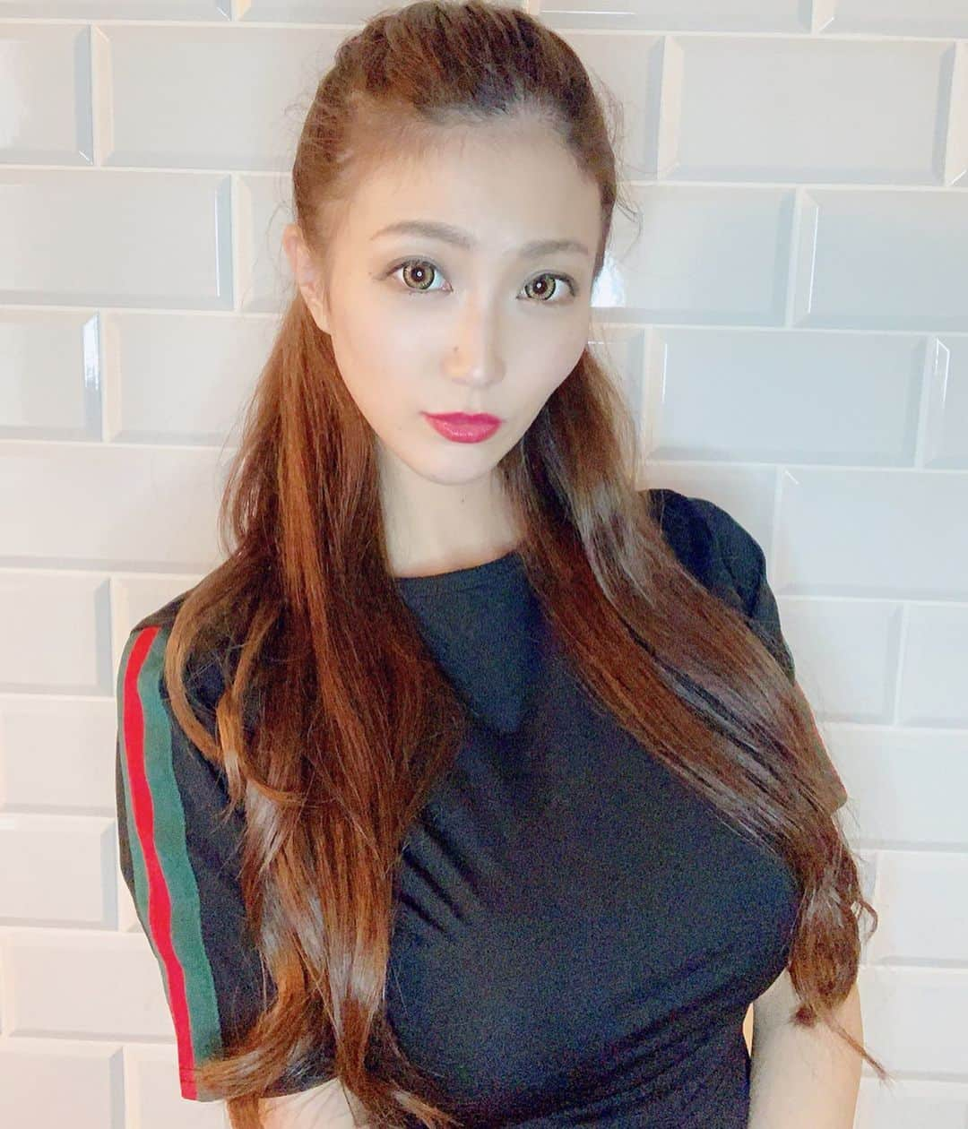 美月りょうさんのインスタグラム写真 - (美月りょうInstagram)「ほう🤤👼🏻 昨日の夜中から体調わるくてたくさん寝てますどーぞ  ️ #福岡#中洲#歌舞伎町#すすきの#北新地#ミナミ#名古屋#錦#キャバクラ#ガールズバー#ニュークラブ#ラウンジ#クラブ#朝キャバ#昼キャバ#朝昼キャバ#キャバ#キャバ嬢#キャバドレス#ヘアセット#ヘアメイク#ポケパラ #ナイツネット#キャバキャバ#AV女優#宣材写真#モデル#美月りょう#博多#大人のキッズルーム」9月12日 17時59分 - mizukiryou