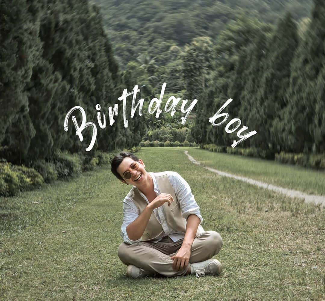 アイス・サランユーのインスタグラム：「🎉🎂🎊🤘❤🙏 #Happybirthday #ไอซ์ศรัณยู  #icesarunyu #เที่ยวทั่วไทยกับไอซ์ศรัณยู  #icesarunyuaroundtheworld」