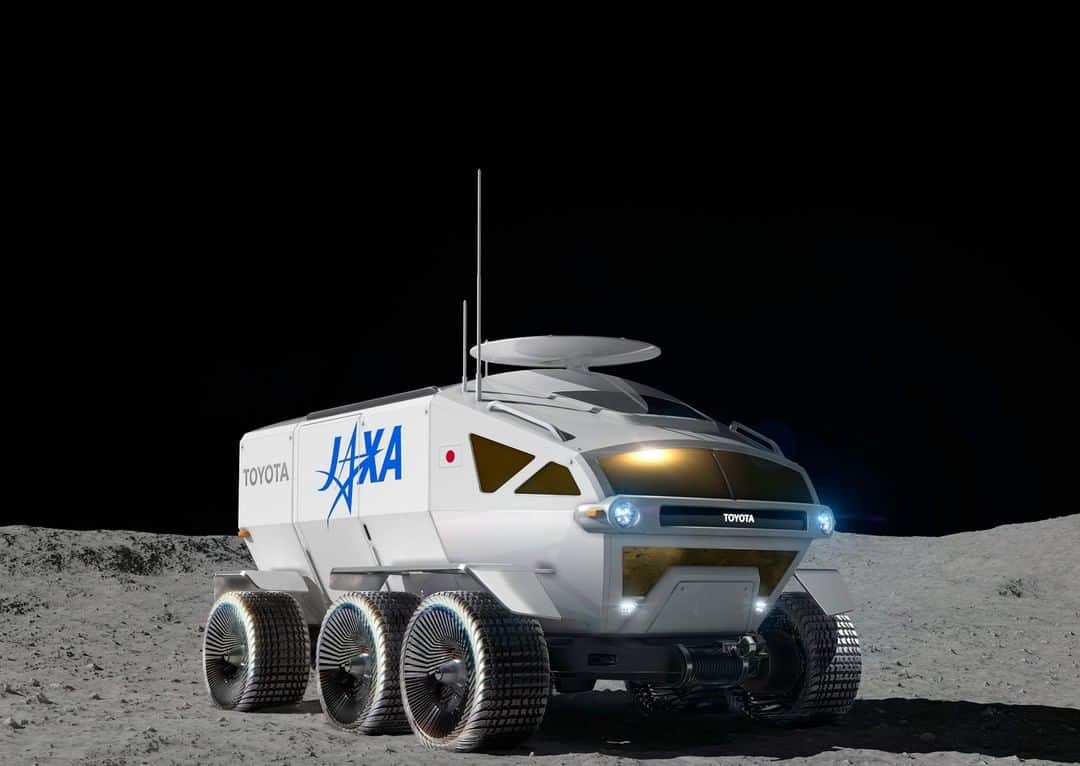 TOYOTAさんのインスタグラム写真 - (TOYOTAInstagram)「今日9/12日は #宇宙の日🌕 重力6分の１で走るクルマ！？『LUNAR CRUISER（ルナ・クルーザー）』をお届けします❗️  JAXAをはじめ様々な企業と協力し、 研究開発を進めている月面探査車『LUNAR CRUISER』✨  #ランドクルーザー に込められた「絶対に生きて帰ってくる」という想いと、「品質、耐久性、信頼性」を受け継ぎ、未知の大陸「月面」走破を目指します👏  トヨタイムズでも香川照之編集長が徹底取材📸 詳しくは「トヨタイムズ」からチェック👀  #トヨタ #toyota #トヨタイムズ #toyotatimes #ルナクルーザー #宇宙」9月12日 10時01分 - toyota_jp