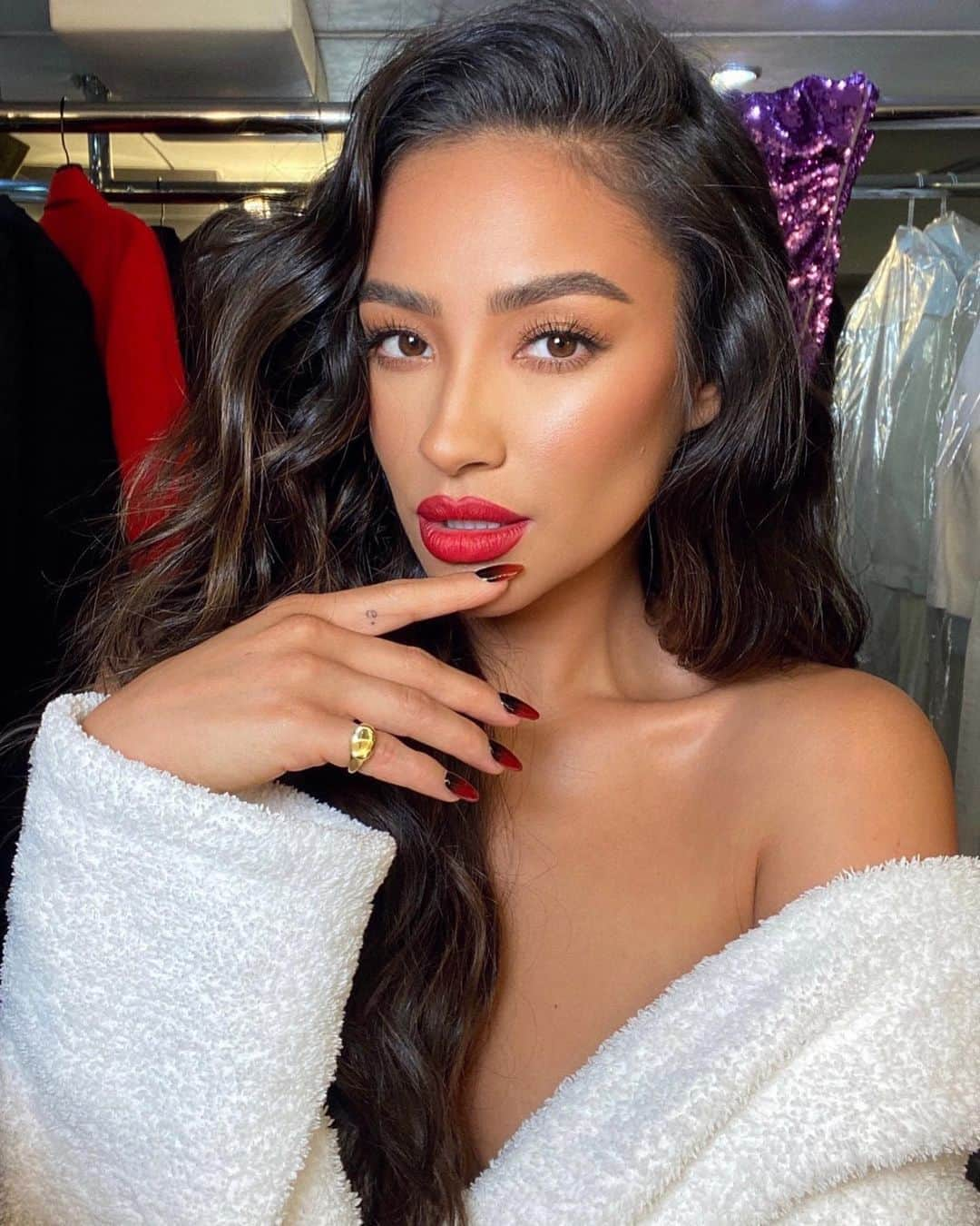 シェイ・ミッチェルさんのインスタグラム写真 - (シェイ・ミッチェルInstagram)「It’s been a while. 💋」9月12日 10時17分 - shaymitchell