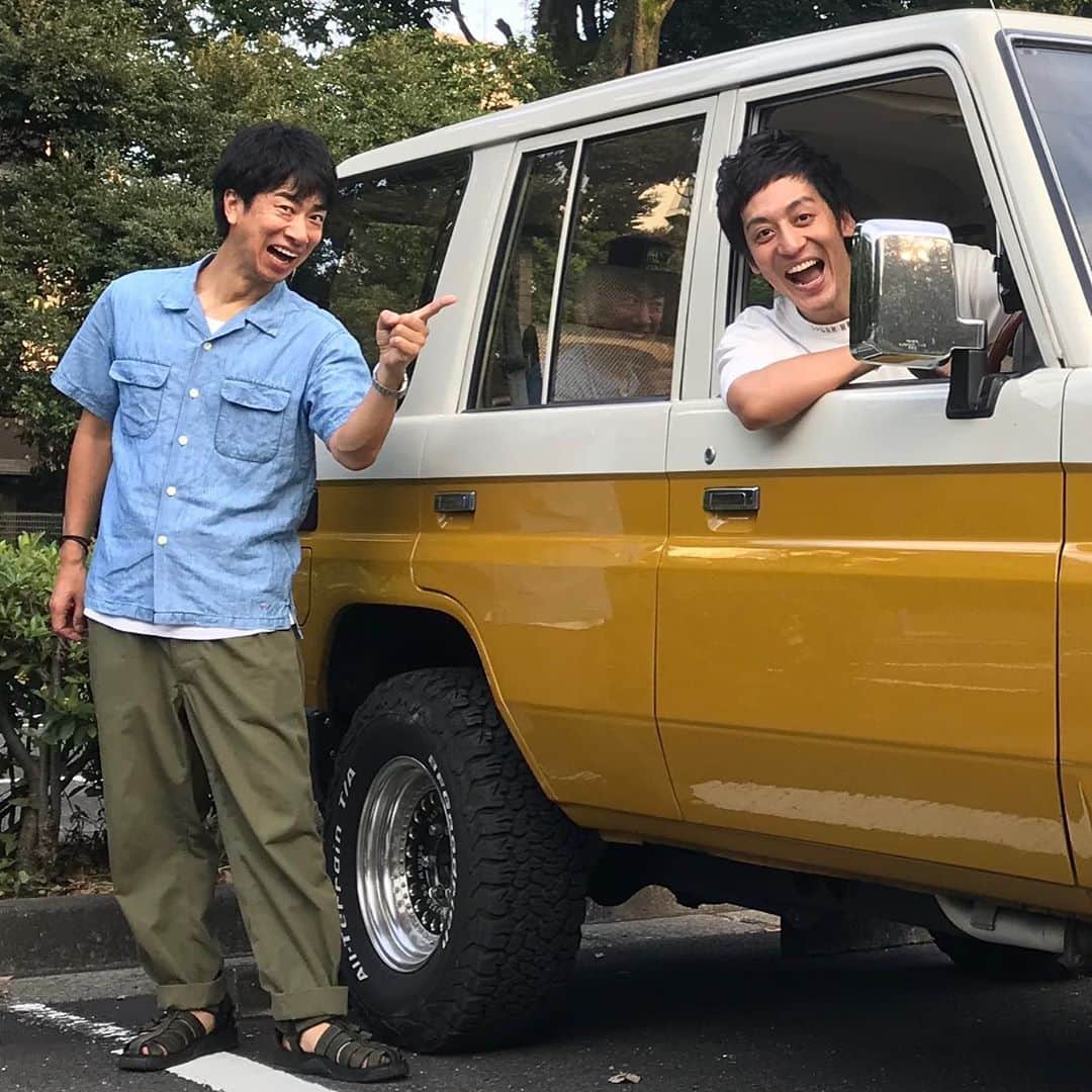 浜本広晃さんのインスタグラム写真 - (浜本広晃Instagram)「新しい動画UPしました！ とろサーモン村田の愛車、ランクル！ キャンプ行きたくなる😆  youtube.com/c/VINTAGECARLIFE  #ランクル #78プラド」9月12日 10時25分 - hammer0215