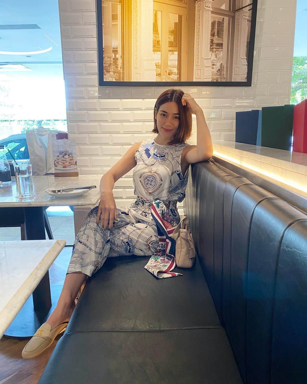 キンバリー・アン・ウォーテマス・ティアムシリのインスタグラム：「How you love yourself is how you teach others to love you.. - Rupi Kaur 💙」