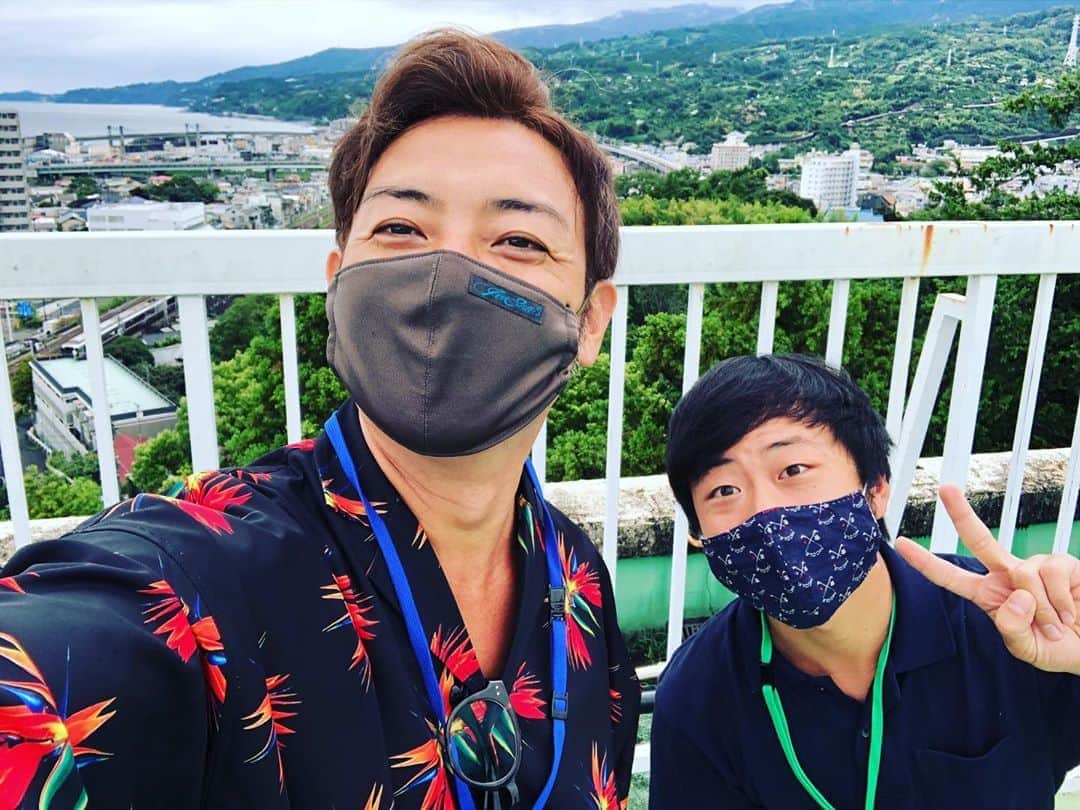 のインスタグラム：「‪24歳の先輩と昼休み✨‬  ‪#キャンパスライフ‬ ‪#45歳の後輩　#一番年上🤣‬ ‪#石橋先輩‬ #クラス唯一の男性  #お昼ごはんたべながら単位のはなしなんかしてる  #目指せ保育短大卒業への道」
