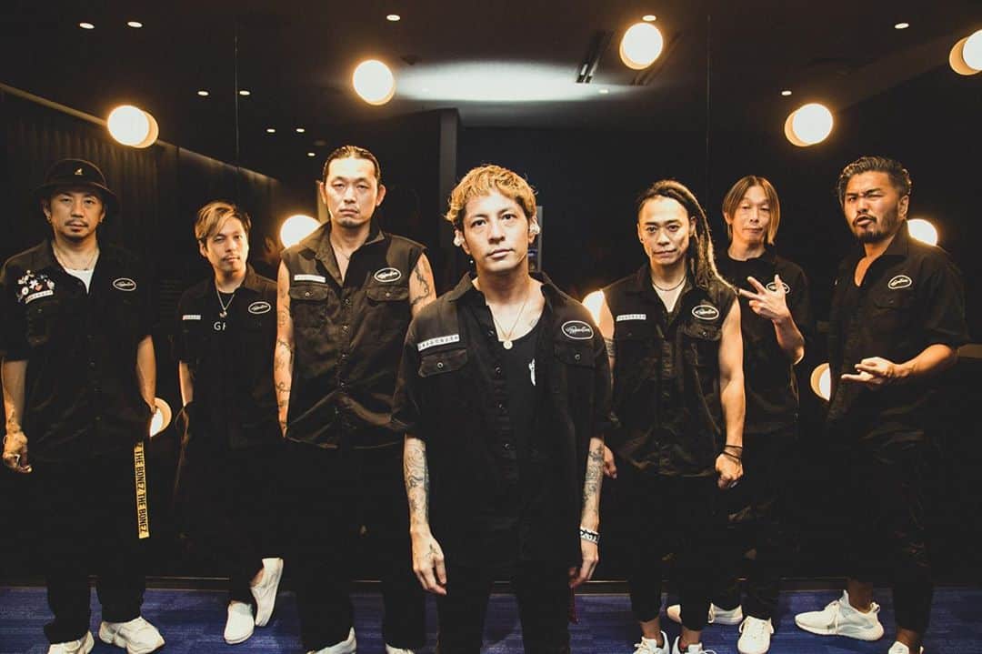 桜井誠のインスタグラム：「Dragonash LIVE "departure” 周りからも良いライブだったよと評判のこちら、配信アーカイブ視聴は明日の夜まで！ 特に音楽関係の方々から、音がめちゃくちゃ良いと好評です！ ダンサーの勇姿、この週末にぜひご覧ください。 セットリストはこちら！  1. DEPARTURE 2. A Hundred Emotions 3. Fly Over 4. Mix it Up 5. Ode to Joy 6. 光りの街 7. Walk with Dreams 8. Neverland 9. 陽はまたのぼりくりかえす 10. ダイアログ 11. Beautiful 12. Life Goes On 13. 繋がりSUNSET 14. Blow Your Mind 15. Shade 16. Aim High 17. Amploud 18. 静かな日々の階段を 19. Jump 20. 百合の咲く場所で 21. Fantasista 22. TIME OF YOUR LIFE [ENCORE] 23. Dance With Apps 24. Harvest 25. Lily 26. Viva la revolution  アーカイブは、各動画配信サイトより購入出来ます！  PIA LIVE STREAM https://w.pia.jp/t/dragonash-pls/ 販売期間：　〜　2020年9月13日(日)・21:59 アーカイブ配信　視聴可能期間：ライブ終了　〜　2020年9月13日(日)・23:59   uP!! https://up.auone.jp/articles/id/80907?ref=os 販売期間：　〜　2020年9月13日(日)・21:59 アーカイブ配信　視聴可能期間：ライブ終了　〜　2020年9月13日(日)・23:59   GYAO! https://yahoo.jp/vpvAN1 販売期間：　〜　2020年9月13日(日)・23:59 アンコール　視聴可能期間：2020年9月6日(日)・12:00　〜　2020年9月13日(日)・23:59   U-NEXT https://t.unext.jp/dragonash 見逃し配信　視聴可能期間：2020年9月5日(土)・12:00　〜　2020年9月13日(日)・23:59 【見逃し配信単品】 販売期間：2020年9月5日(土)・12:00　〜　2020年9月12日(土)・23:59 見逃し配信　視聴期限：上記［販売期間］の購入時から24時間 備考： ※配信開始時間は変更となる場合があります。 ※ライブ視聴パック購入の方は、見逃し配信期間中は何度でも視聴可能です。 ※見逃し配信単品を購入された方の視聴期限は購入時から24時間となります。 photo by @nekoze_photo  #dragonash」