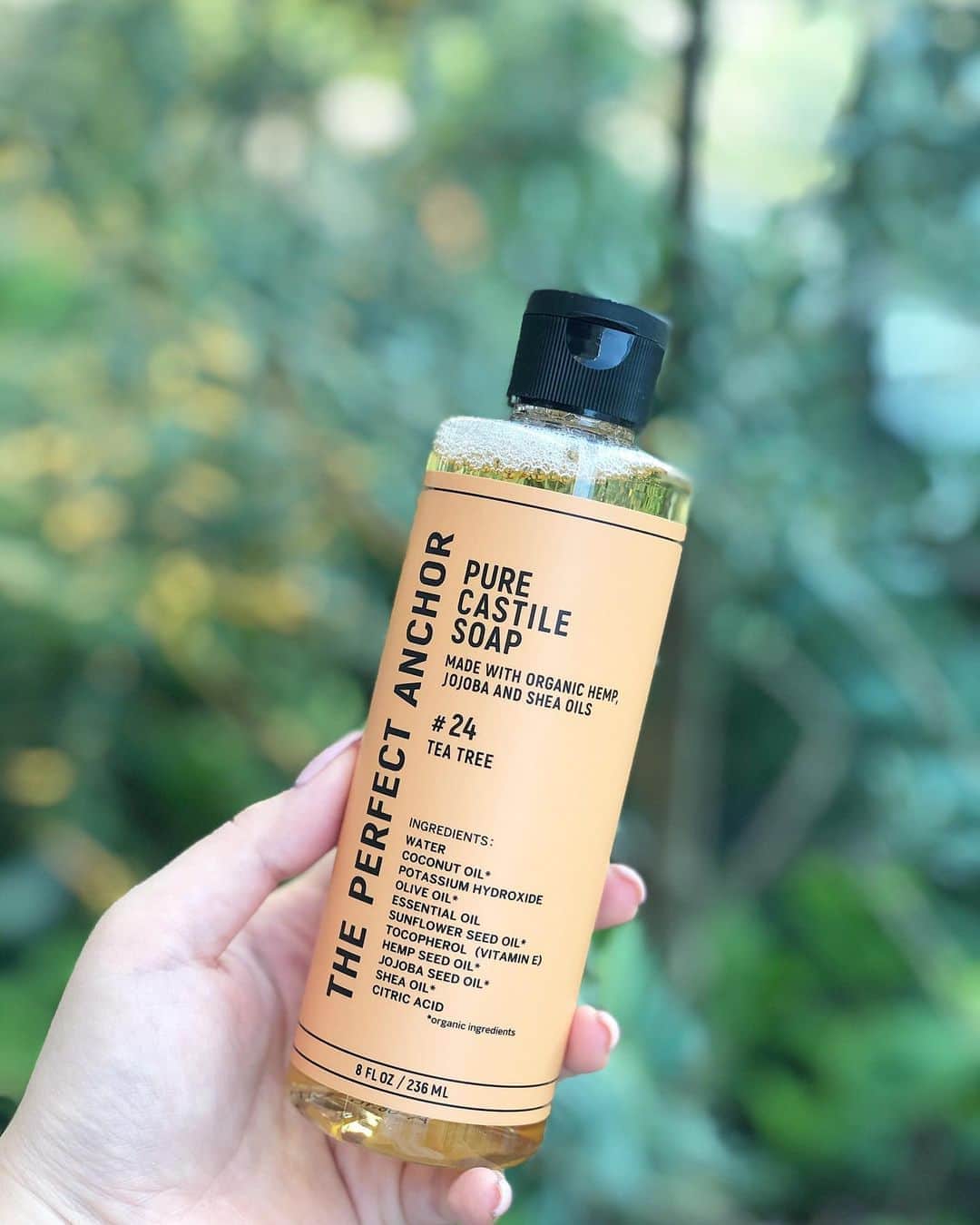 藤川沙弥のインスタグラム：「ʜᴇʟʟᴏ⛅️ お気に入りのbody soap🧺🧼 今回は24番のTea Treeをチョイス✔︎ オーガニックな香りが癒しなんです🌿 洗い上がりもしっとりなとこが🙆🏻‍♀️💓」