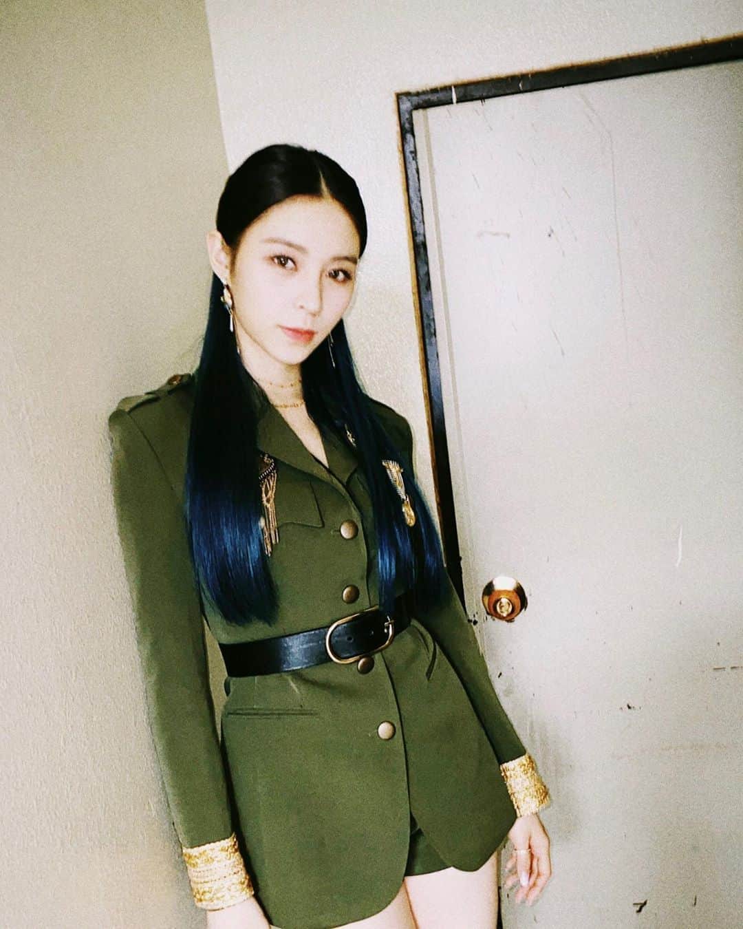 エルキーのインスタグラム：「😘」