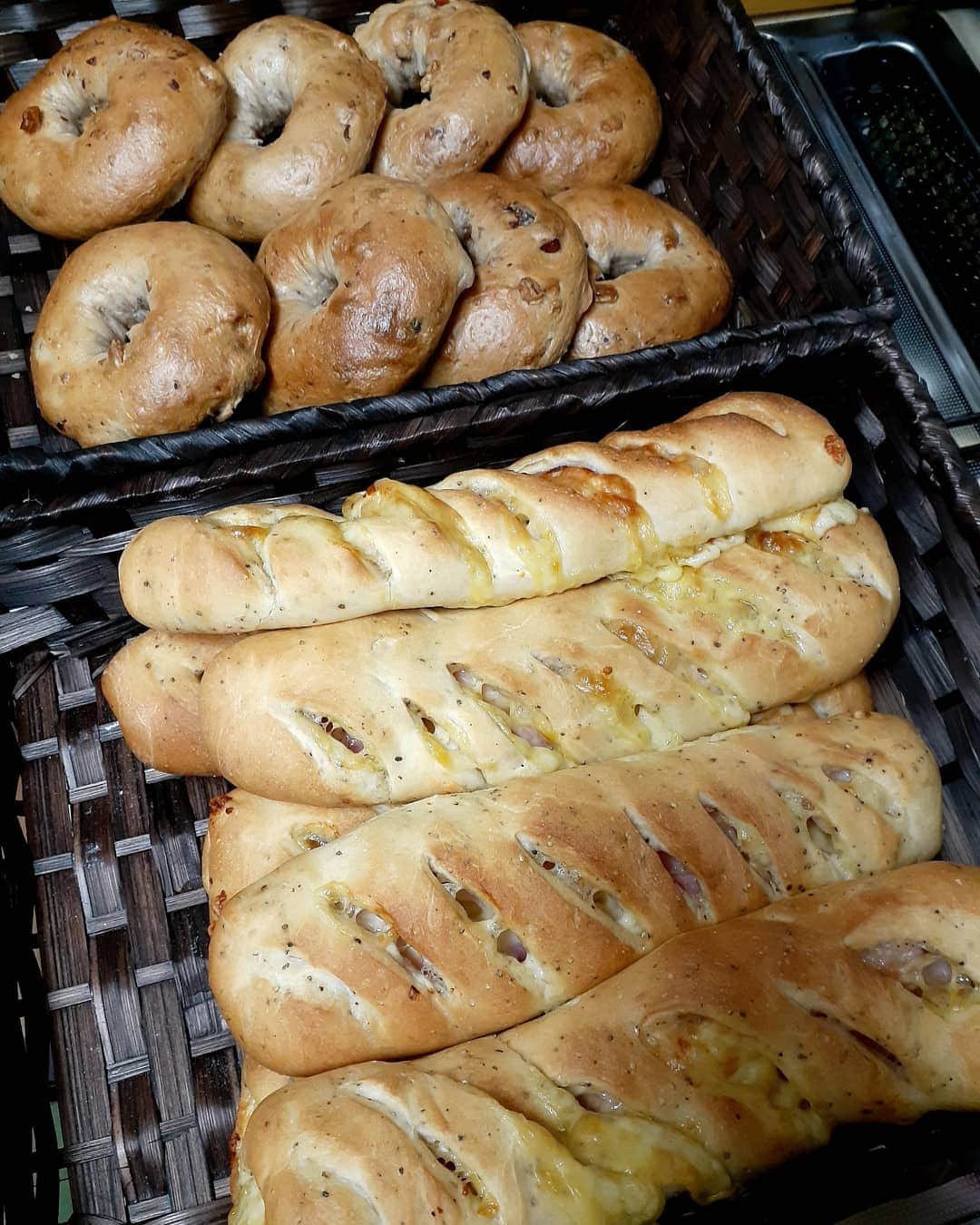 のインスタグラム：「いつものパン(笑)焼いた！」