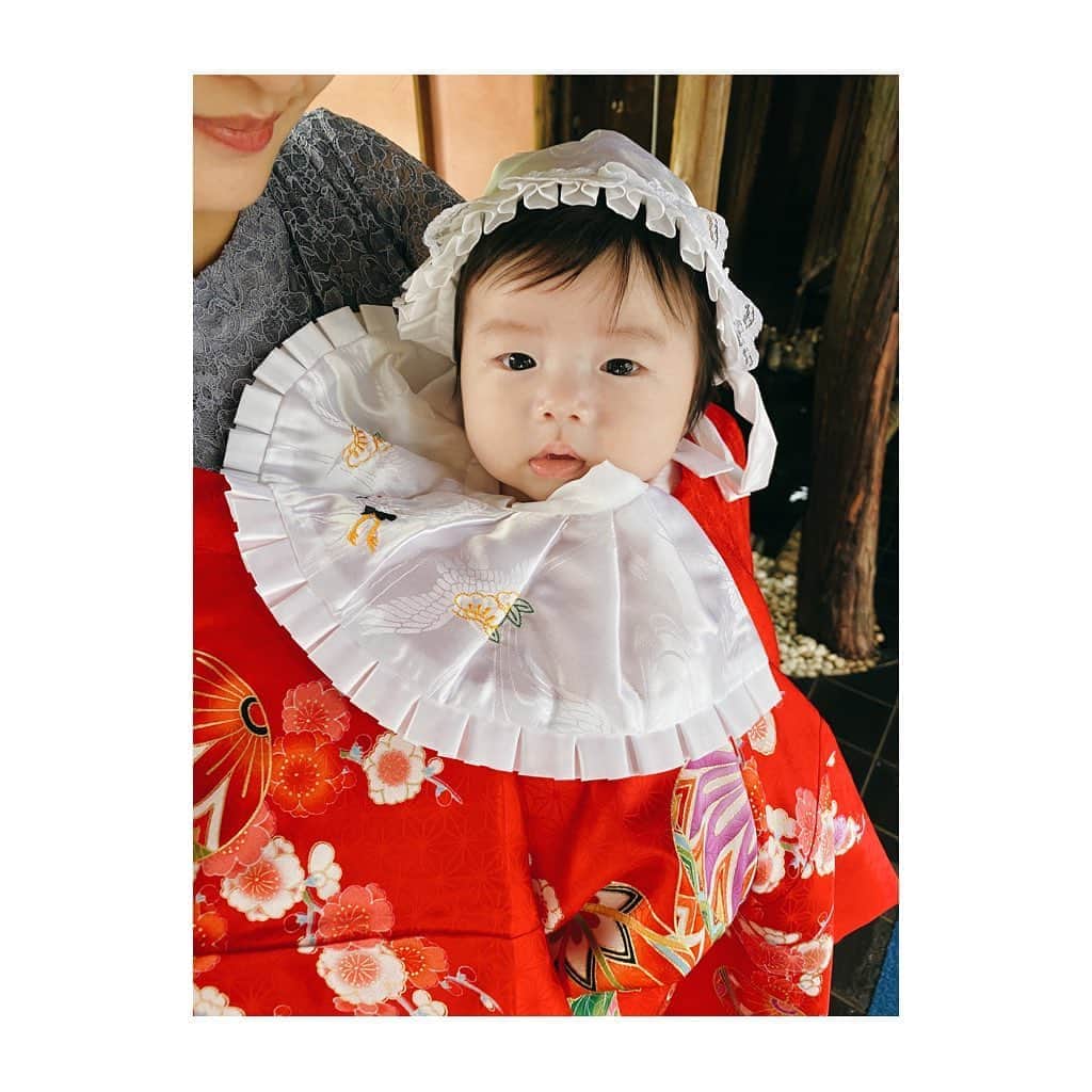 のインスタグラム：「﻿ ﻿ ﻿ ﻿ ﻿ ⛩ お宮参り﻿ ﻿ ﻿ ゲリラ豪雨で神社に行けず残念だった﻿ 素敵なスタジオで写真を撮る予定だから﻿ その時沢山可愛い写真撮ってもらおう❤﻿ ﻿ ﻿ ﻿ #お宮参り #お宮参りフォト #100日 #祝百日 #お祝い #めでたい #ベビー #baby #3ヶ月 #3ヶ月ベビー #3ヶ月baby #女の子ベビー #女の子ママ #ベビフル #インフルエンサー #インスタグラマー #ena_pi」