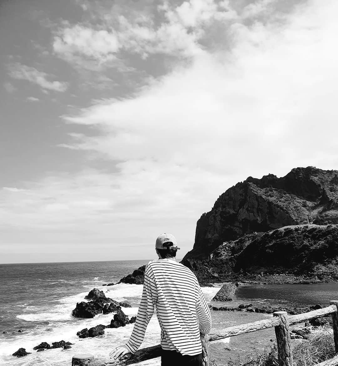 ビョン・ウソクさんのインスタグラム写真 - (ビョン・ウソクInstagram)「🌊」9月12日 14時13分 - byeonwooseok