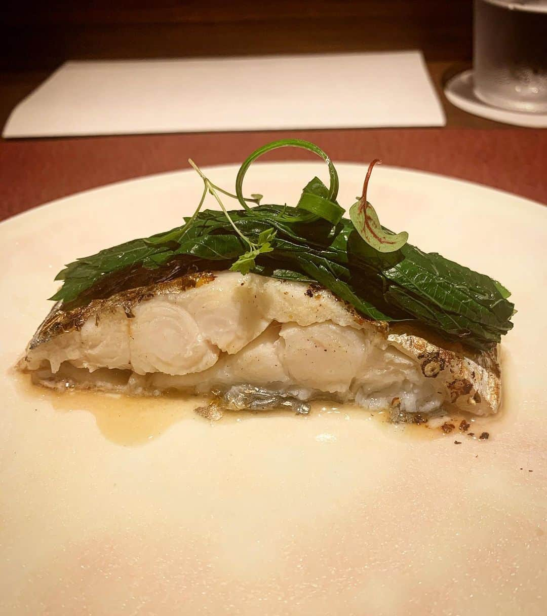 亀田興毅さんのインスタグラム写真 - (亀田興毅Instagram)「スペイン料理界の強者が京都から満を辞して東京に殴り込み。その強者の名は「aca」。またしても贅の極み。そしてこの名店を最後の豪傑と呼ばれるお方はオープン前日に貸切予約。さすがにこれはケンカ強過ぎる… #日本橋 #スペイン料理 #aca #最後の豪傑 #ケンカ強い #ご馳走様です  #贅の極み #亀田興毅」9月12日 15時35分 - kokikameda