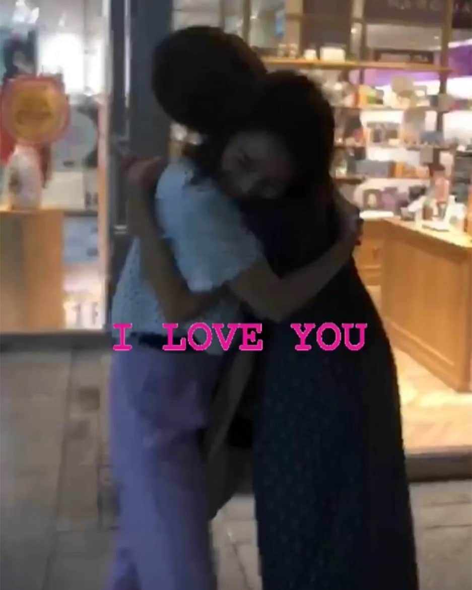 Arika Kuriharaのインスタグラム：「. いつまでも かわいい妹みたいな存在❤︎🐻 @sa0312yu  . これからも末永くよろしくー❤️ . #love #thankyou #friend #친구　#소중한 사람」