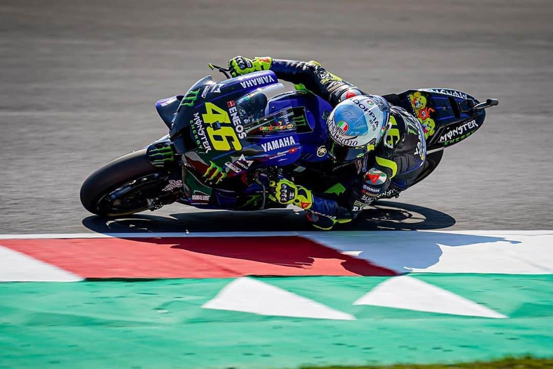 YamahaMotoGPさんのインスタグラム写真 - (YamahaMotoGPInstagram)「💬 @valeyellow46,  #SanMarinoGP Qualifying Results - P4:  “This morning was fantastic for me, because to finish FP3 in P1 is always a great feeling in Misano. Also, I had a good pace, and I felt good with the bike. It‘s a shame about the front row, but starting from the fourth position is still good, and our pace is not so bad. We will try to fight for the podium."  #MonsterYamaha  #MotoGP」9月13日 2時20分 - yamahamotogp