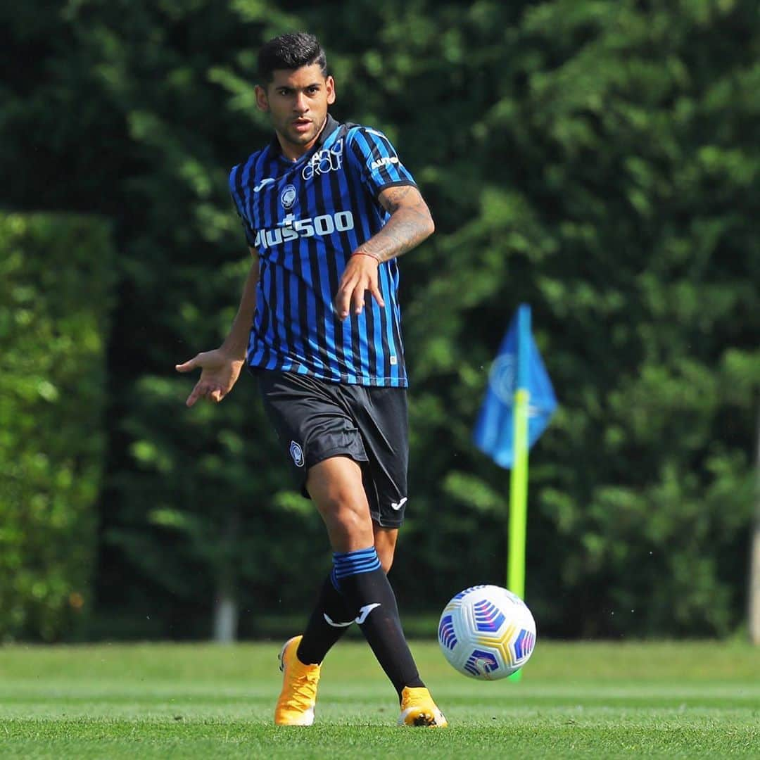 アタランタBCさんのインスタグラム写真 - (アタランタBCInstagram)「Partita d’allenamento vs @prosesto ⚽️ Training match 👊 ⠀ #GoAtalantaGo ⚫️🔵 #training #Atalanta #BergAMO #ForzaAtalanta #football」9月13日 2時29分 - atalantabc