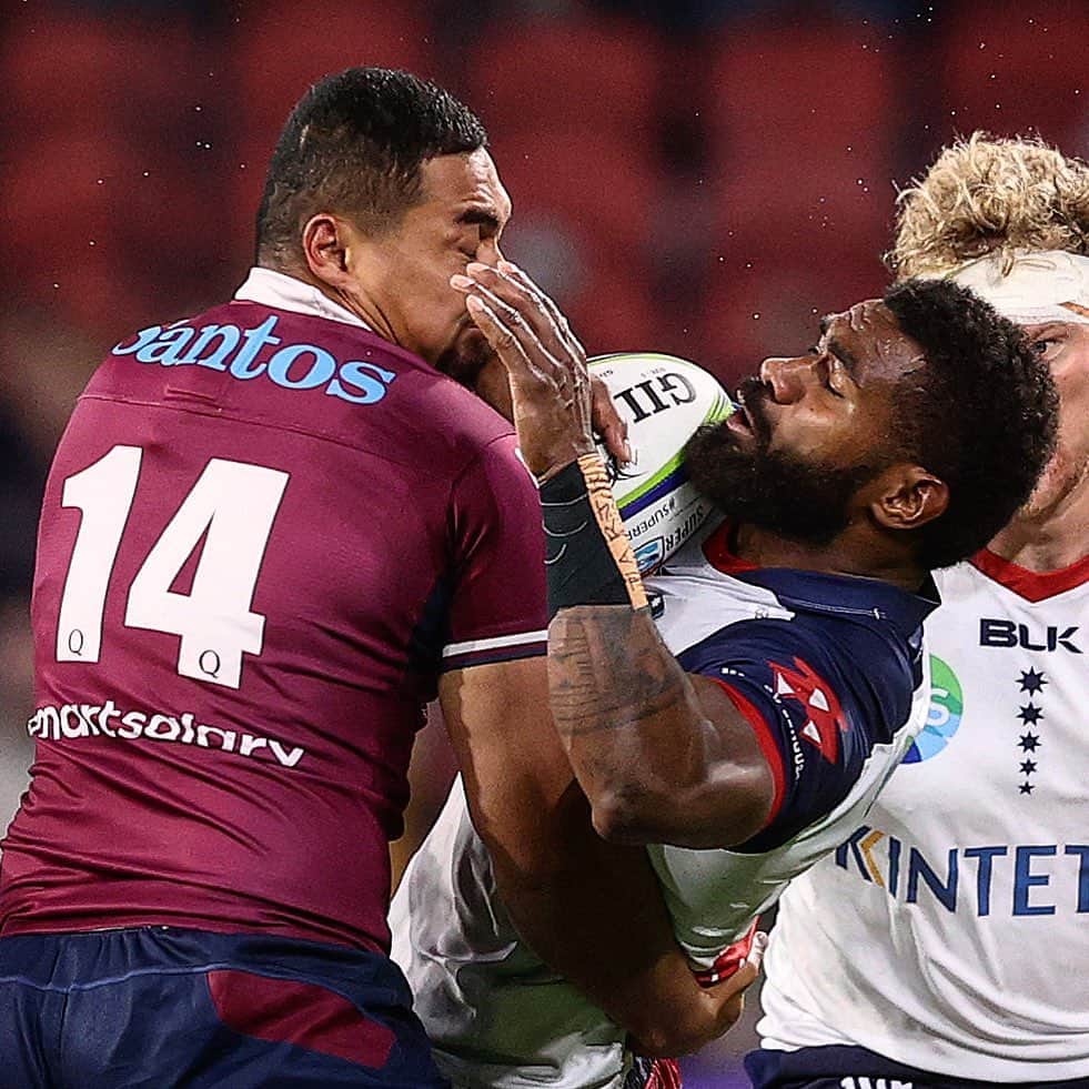 のインスタグラム：「👋🏼 Oh, hi Mark! #REDvREB #SuperRugbyAU」
