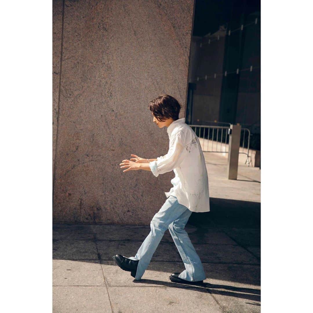 和田颯さんのインスタグラム写真 - (和田颯Instagram)「写真集の撮影でNYに行ってからもう1年経ったみたいです☺︎ また行きたいな〜 皆さん、どの和田颯が好きでした？」9月12日 19時03分 - da_ice_hayate_wada