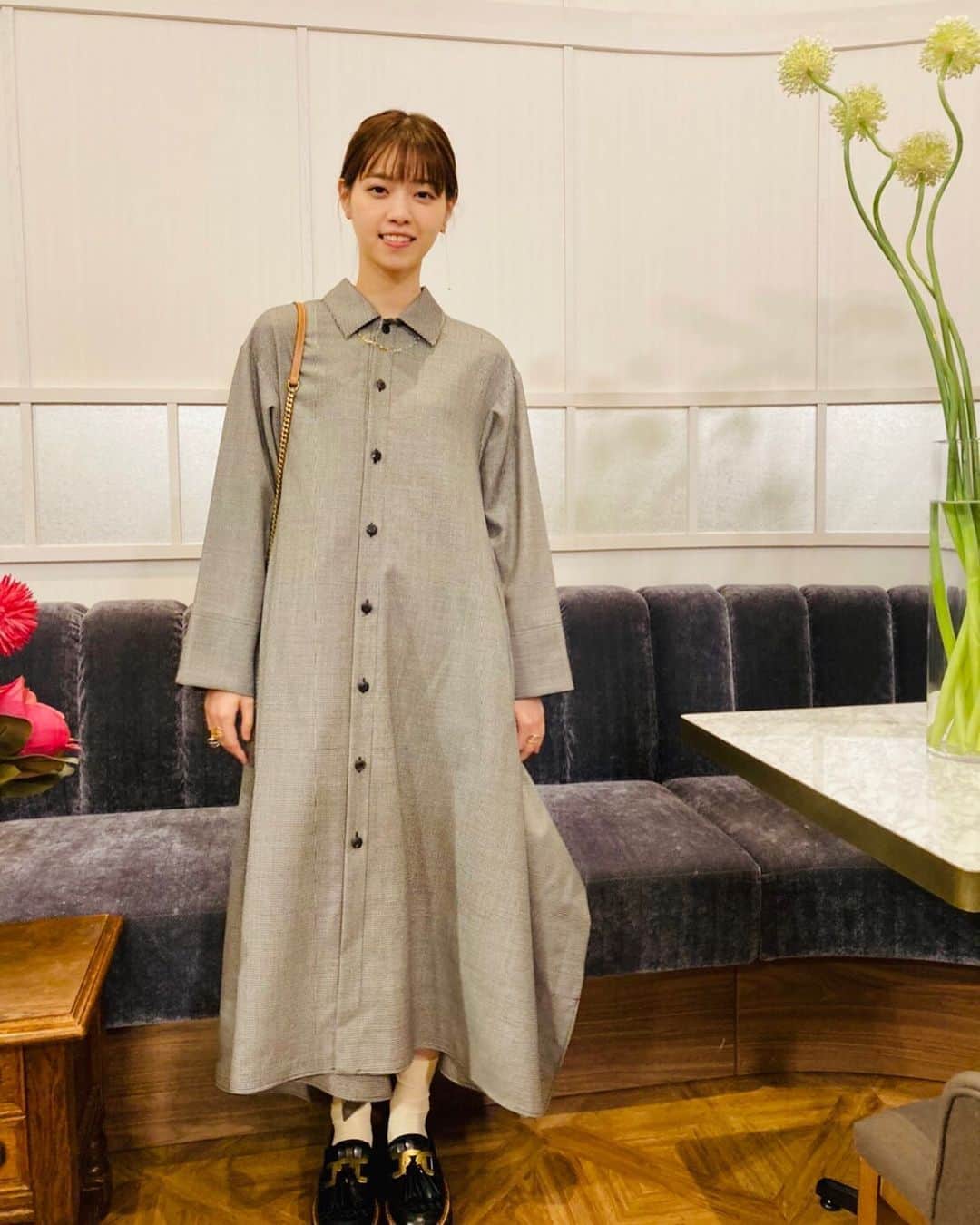 関西テレビ グータンヌーボ2 さんのインスタグラム写真 関西テレビ グータンヌーボ2 Instagram ロケの ななちゃんファッション ワンピース Tarohoriuchi バック 靴 Tods アクセサリー Rights Official グータンヌーボ2 Fashion ファッション