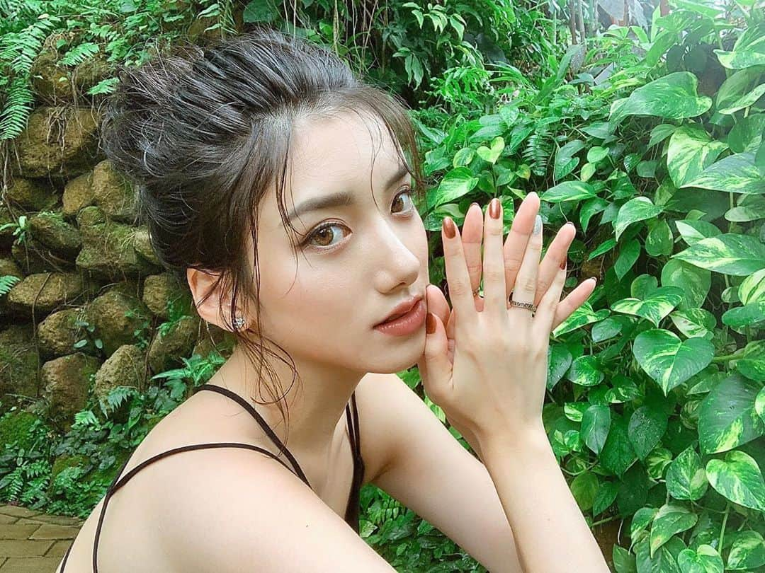 愛川アヤノのインスタグラム：「: : : 自然がいっぱい🌱👒💚 : : :」