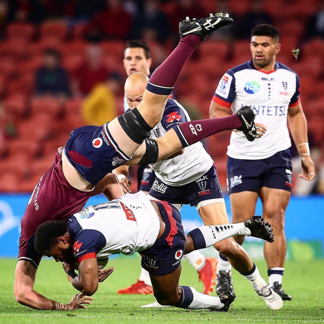 のインスタグラム：「👀 A bit going on here. #REDvREB #SuperRugbyAU」