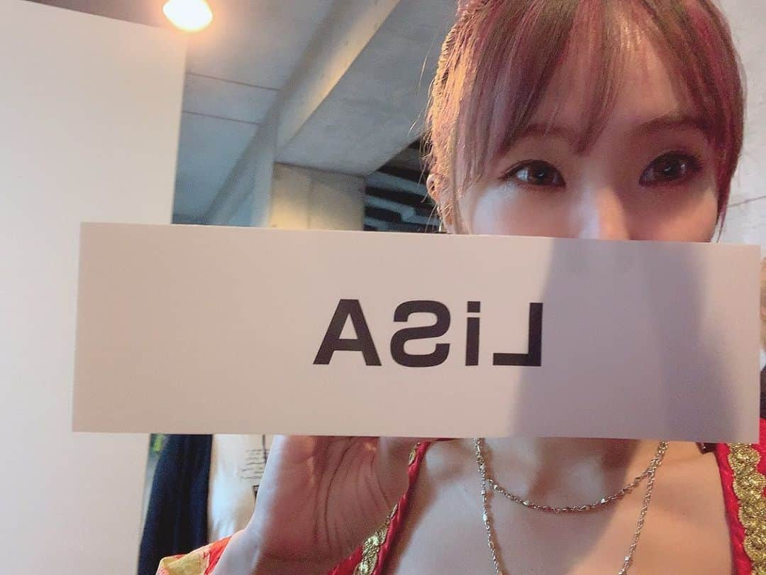 LiSAさんのインスタグラム写真 - (LiSAInstagram)「初めての　#THEMUSICDAY 様☻ 皆の炎たくさん届いて、よりライブ感を感じました。みんなの気持ち歌いながら感じたよーー！🔥6千万って！🔥みんなの炎すごすぎー！！ 楽しかったー！ありがとうございましたっ！ 劇場版　#鬼滅の刃　無限列車編　は10/16日公開です👹🔥」9月12日 20時01分 - xlisa_olivex